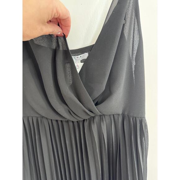 New w/Tags Black Dress-Size L - Picture 2 of 11